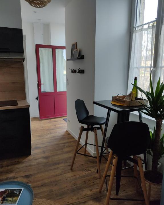 Le Hommet-d'Arthenay Apartment | La bergeronnette