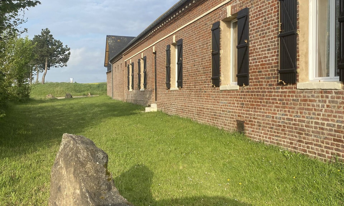 Woignarue House | La Bergeronnette