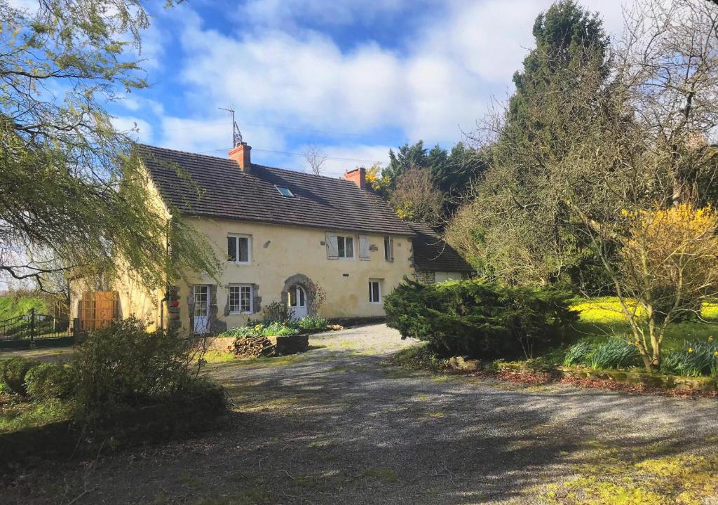 Feugeres House | La Bichurie