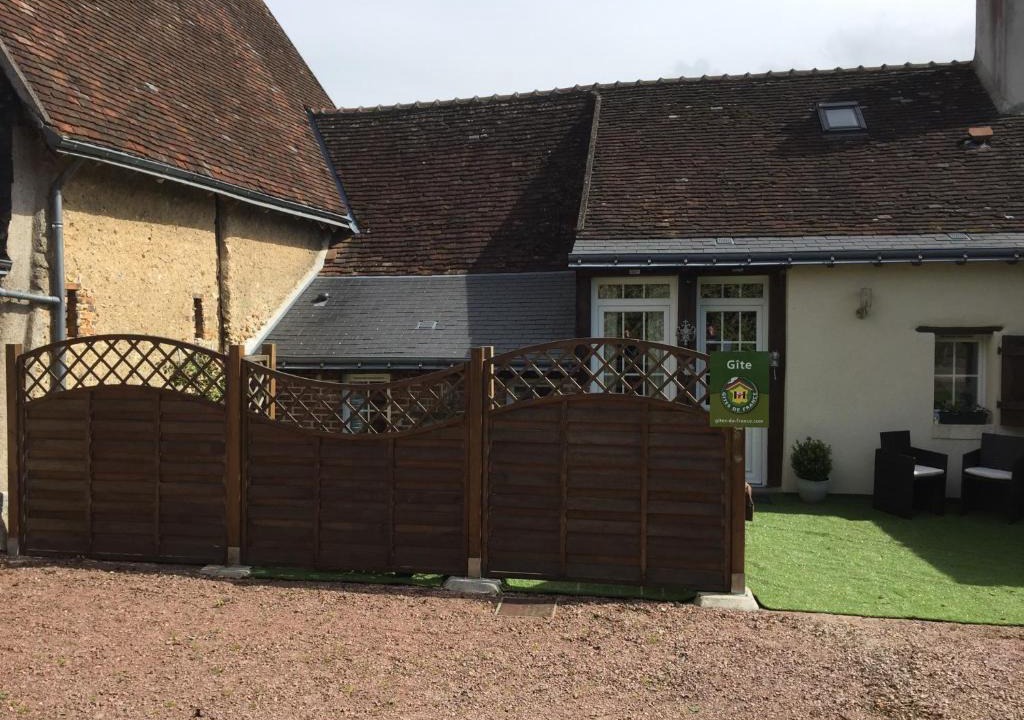 Saunay House | la bonbonniere