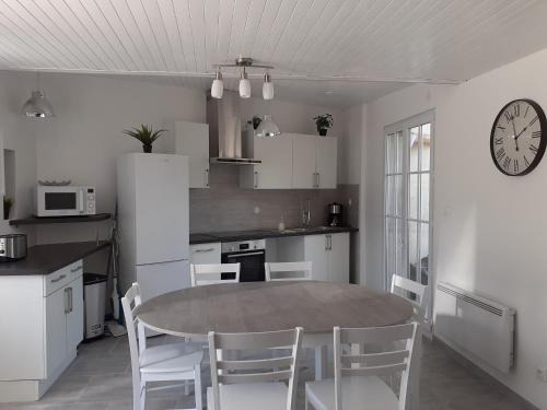 Grignon House | la bonne tuile