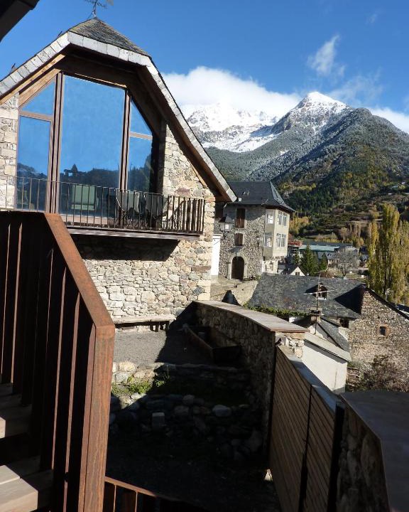 Sallent de Gallego Villa | La Borda del Zarrastiecho