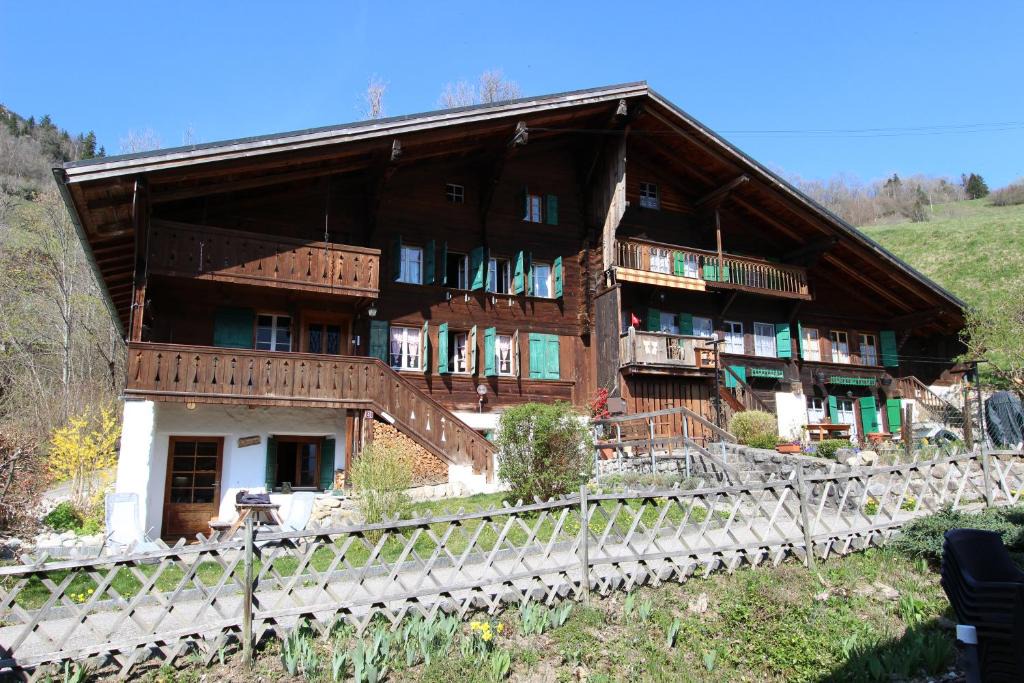Rossiniere Apartment | La Boutique