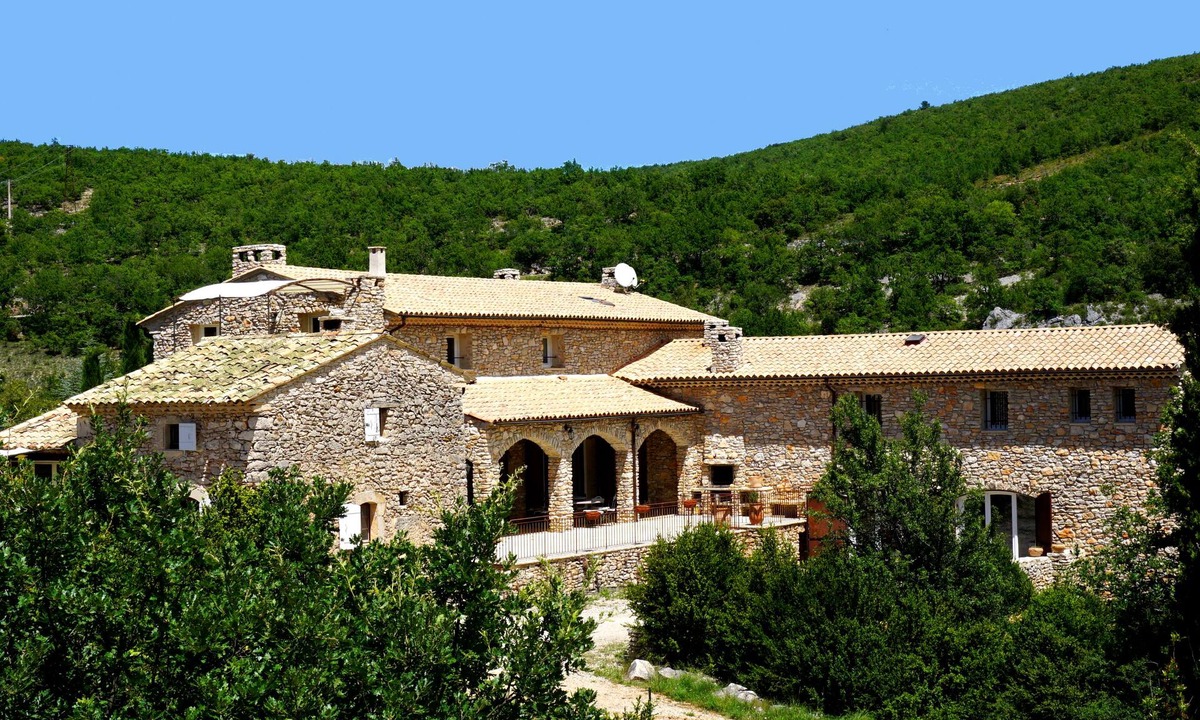 Simiane-la-Rotonde House | La Buisse