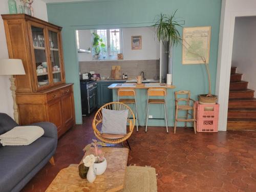Thomery House | La Bycoque, maison 2 chambres au calme