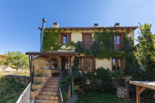 La Serna del Monte Bed & Breakfast | La Cárcava