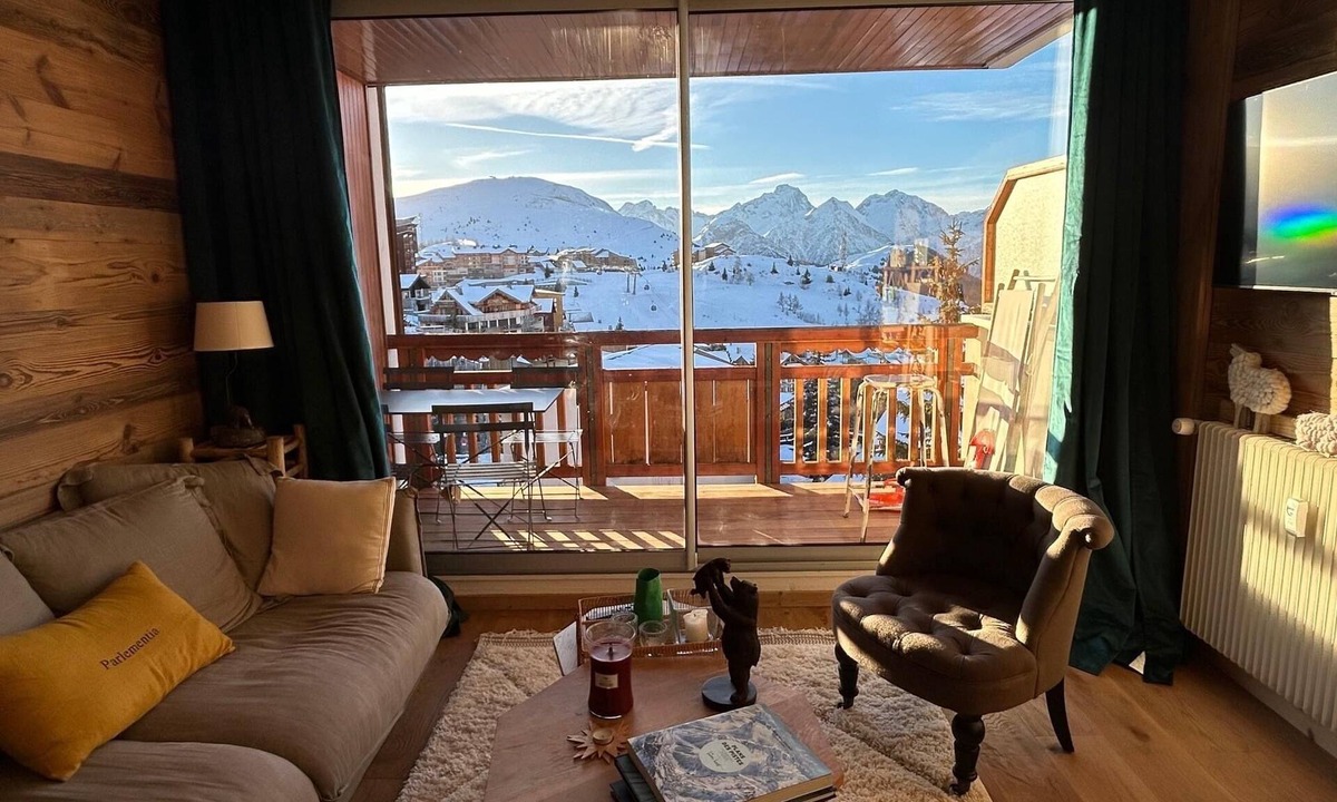 Eclose-Ouest Ski Chalet | La Cabane de l'Alpe d'Huez