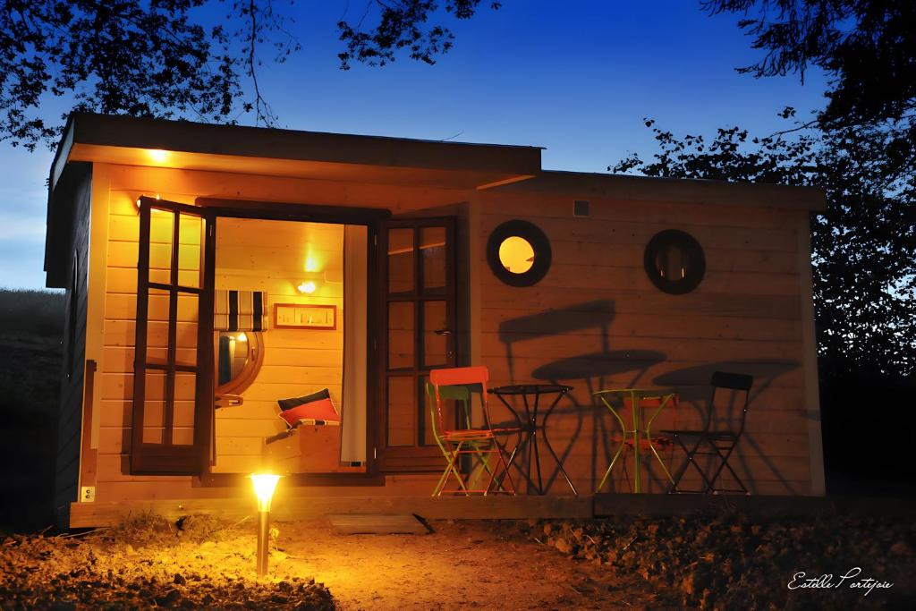 Voussac House | La Cabane De Sam