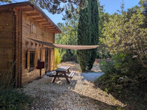Tourves Cabin | La cabane des Pachous