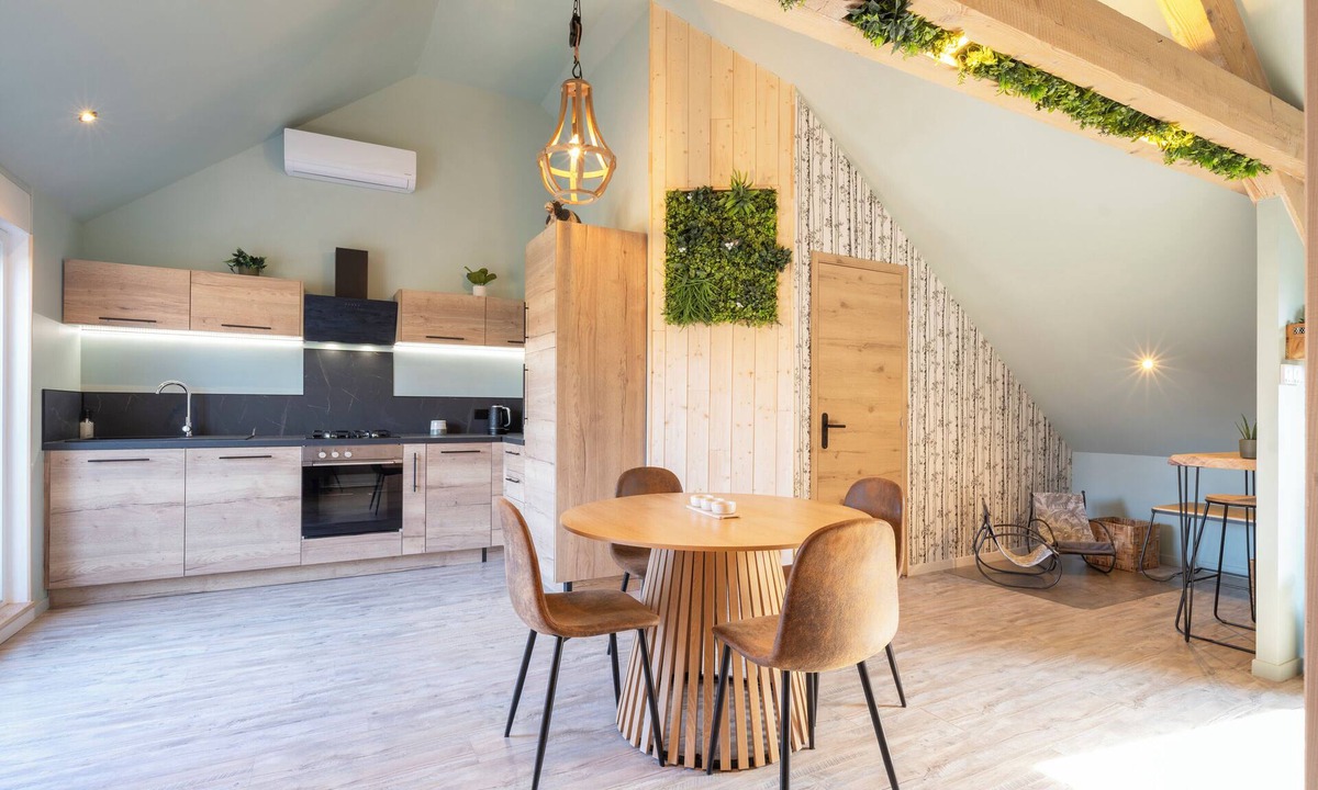 Plantieres Queuleu Apartment | La Cabane - deux chambres et grande terrasse ⭐️⭐️⭐️