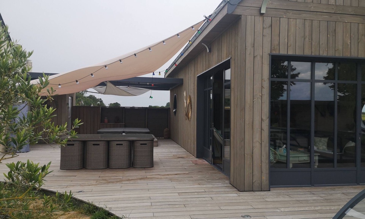 Le Thoureil Cottage | La Cabane Bois des Roses