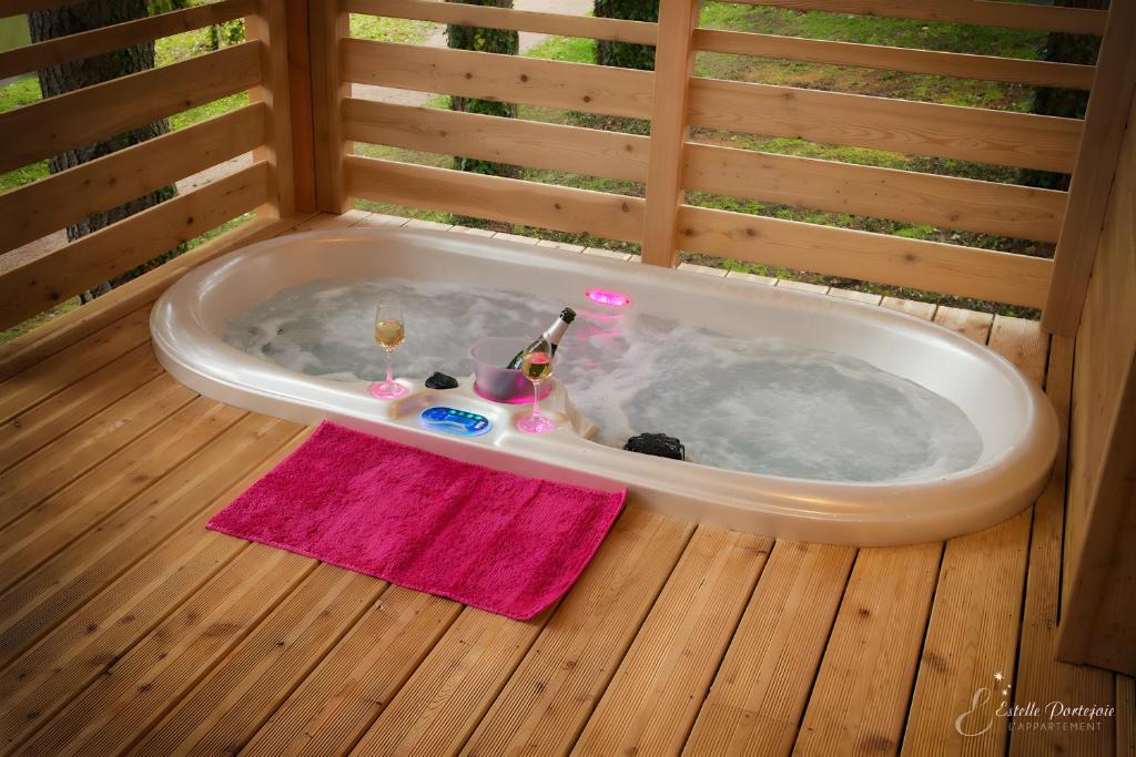 Voussac House | La Cabane Spa De Céline