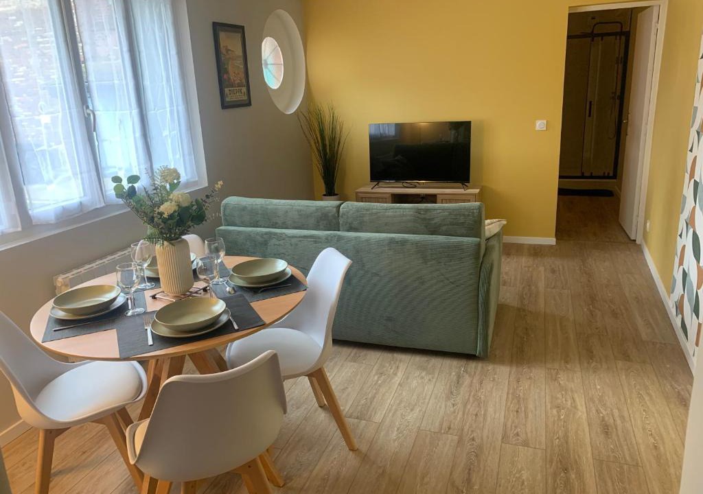 Dieppe Hotel | La Cabine ménage et linge inclus