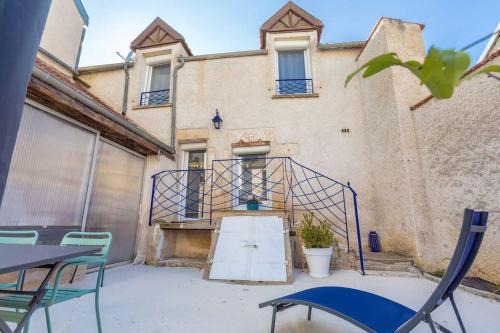 Ahuy Apartment | La Cabotte d'Ahuy