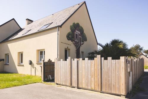 Denneville House | La Cachette