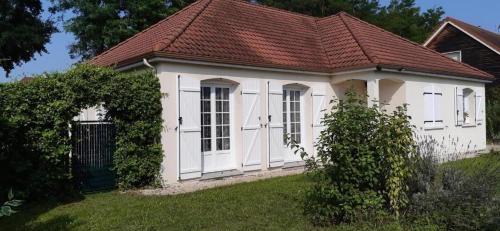 Rosieres-pres-Troyes House | La caillotine