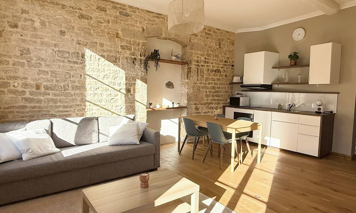 Quartier Administrations Apartment | La Calade - Charming Apartment