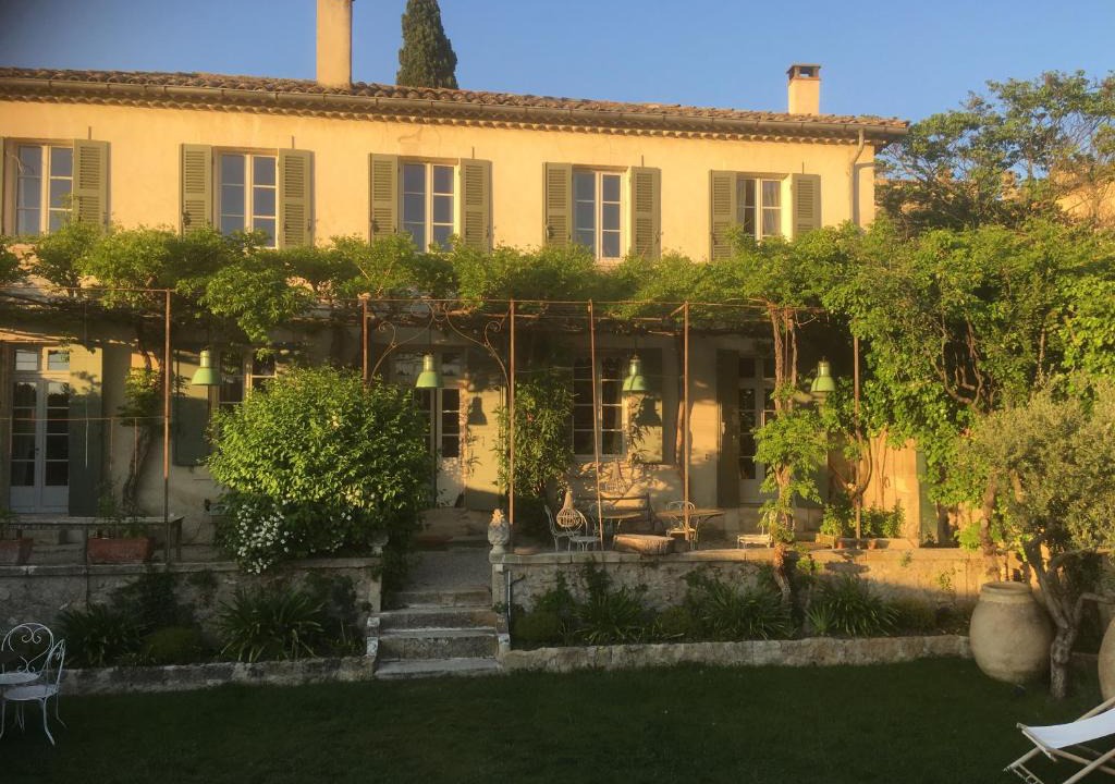 Lourmarin House | La Calade