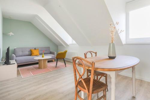 Pleudihen-sur-Rance Apartment | La Cale Appartement vue mer