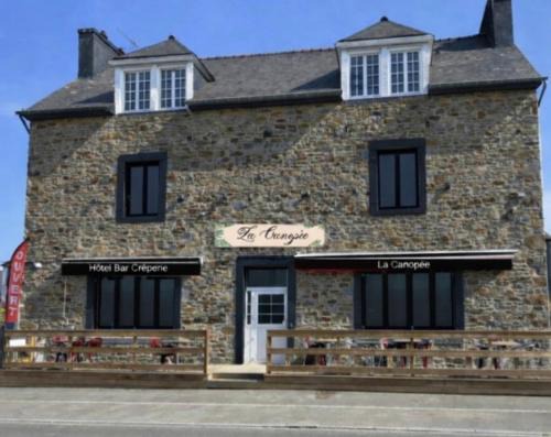 La Gouesniere Hotel | La Canopée