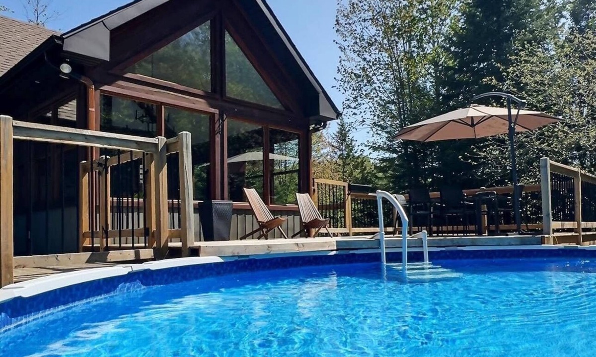 Saint-Faustin-Lac-Carre Ski Chalet | La Canopée | Spa | Piscine privé chauffé| Plein-air Mont-Blanc/Mont-Tremblant