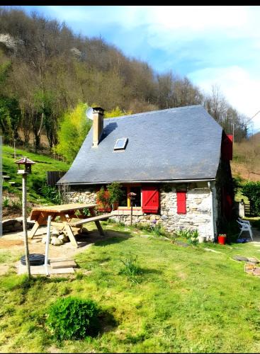 Bonac-Irazein House | La Cardabelle - Pyrenee Ariegeoise