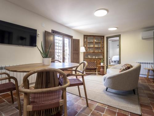 Albarracin House | LA CASA AMARILLA APARTAMENTO BRONCHALES