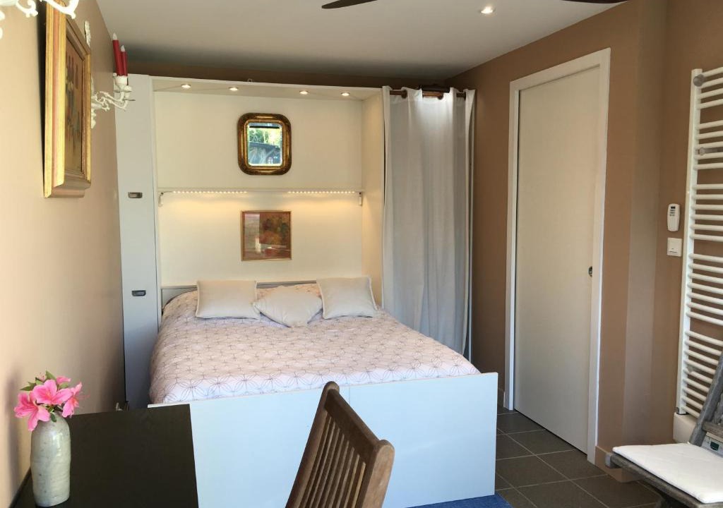 Martignas-Sur-Jalle Bed & Breakfast | La Casa Bonita