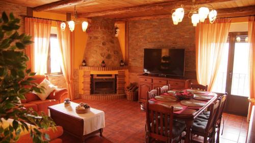 Trescasas House | La Casa de la Abuela Mari