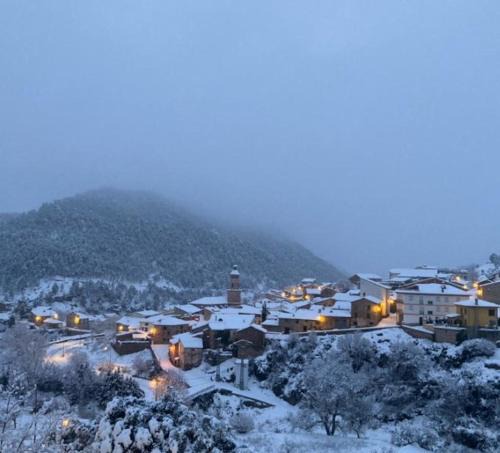 Cabra de Mora Ski Chalet | La Casa del Bosque