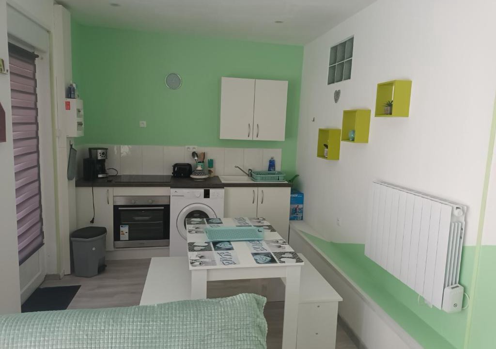 La Fere Apartment | LA CASA VERDE