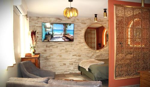 Wizernes House | La Casetta refuge méditerranéen et balnéo classé 3 étoiles