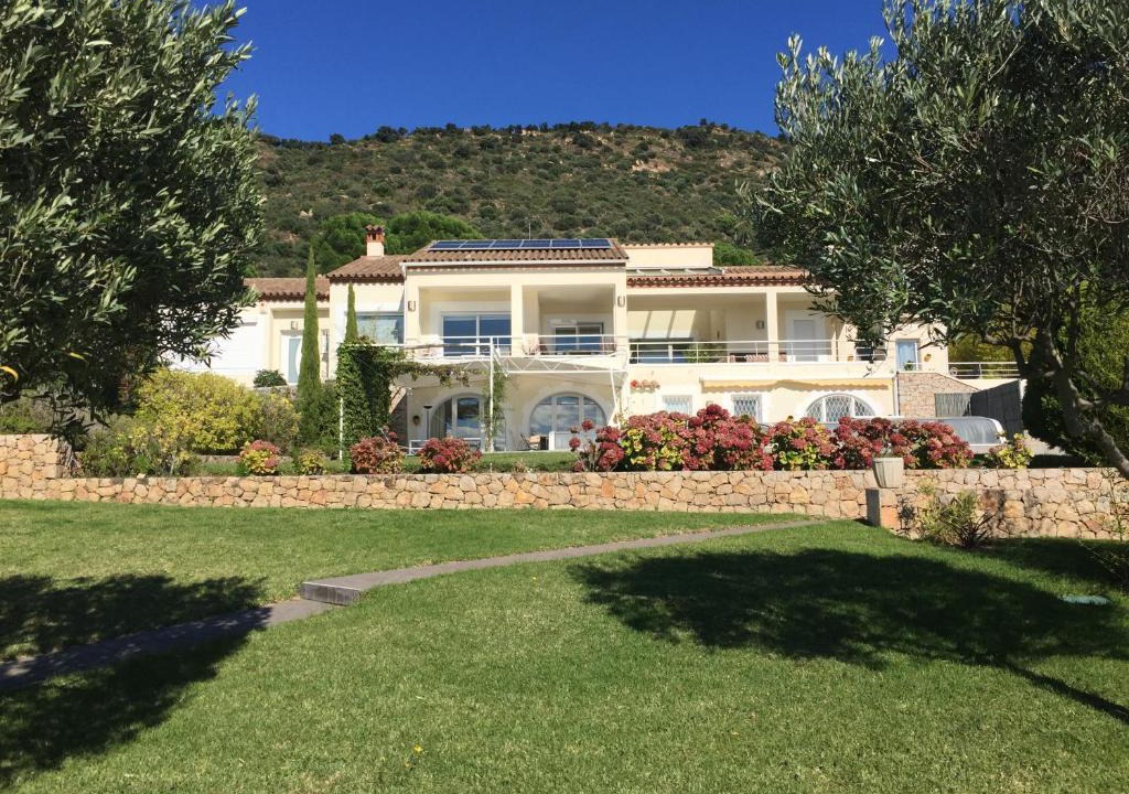 Pau Apartment | La Casita