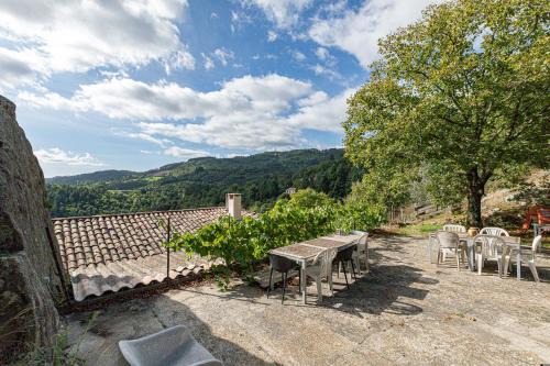 Beauvene House | La Casita
