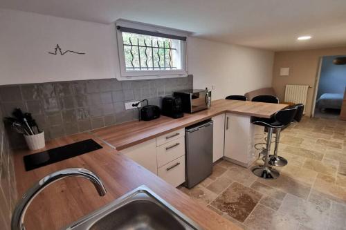 Saint-Etienne-du-Gres Apartment | La Casita