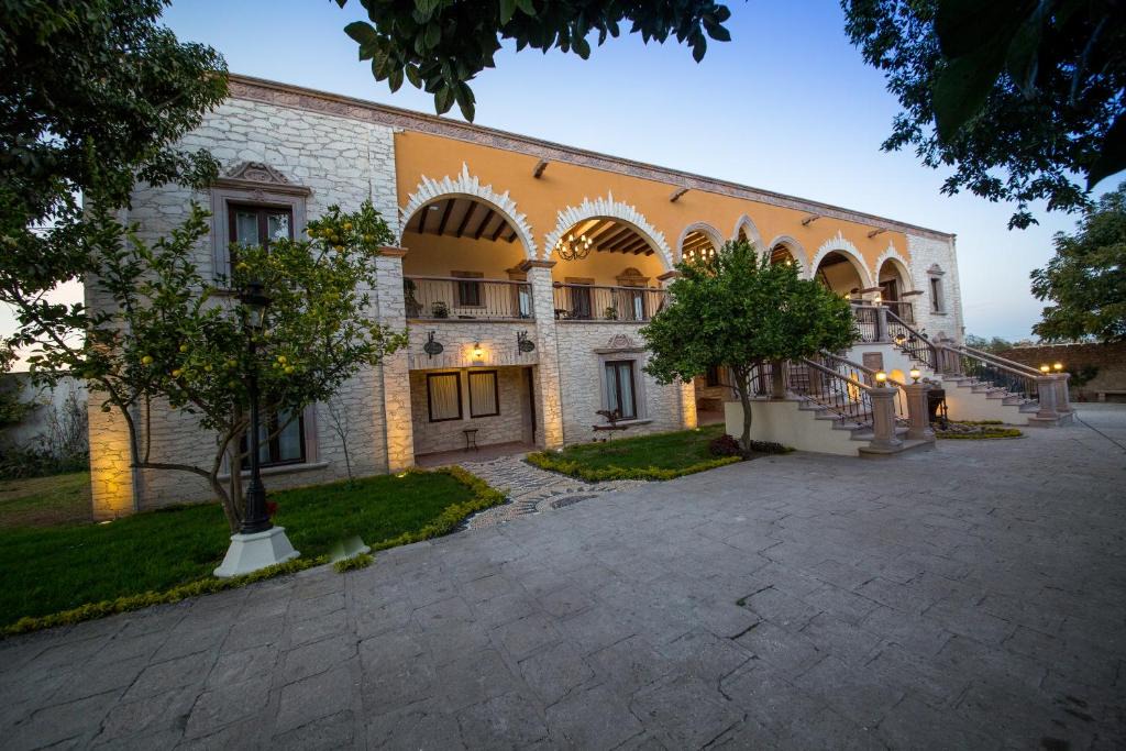 Mineral de Pozos Hotel | La Casona Minera