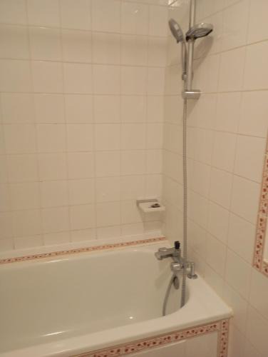 Saint-Aquilin House | La chaise