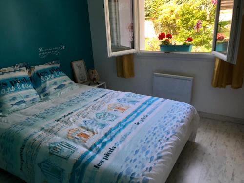 Jard-sur-Mer House | La chambre bleue