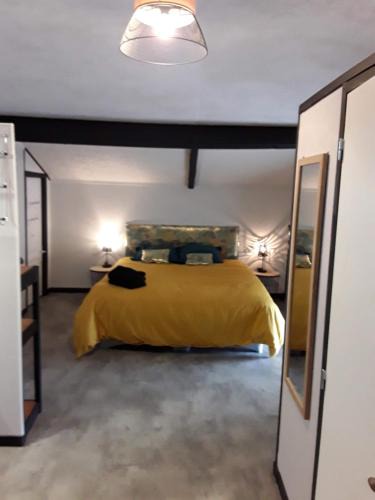 Doulezon House | La chambre d'à côté