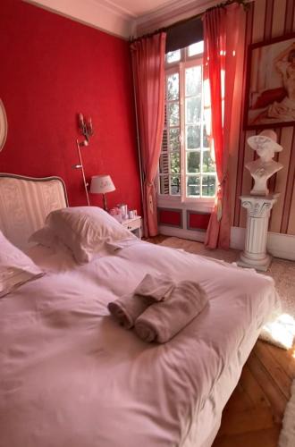 Harcanville Bed & Breakfast | La chambre des écureuils