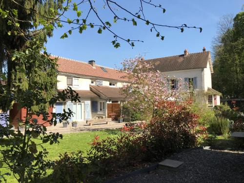 Plailly House | LA CHASSE ROYALE