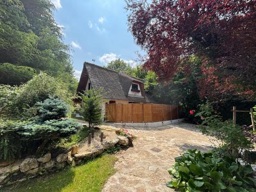 Coupvray Apartment | La Chaumière Luxury Domain with 2 Apartments Spa and Pool near Disneyland