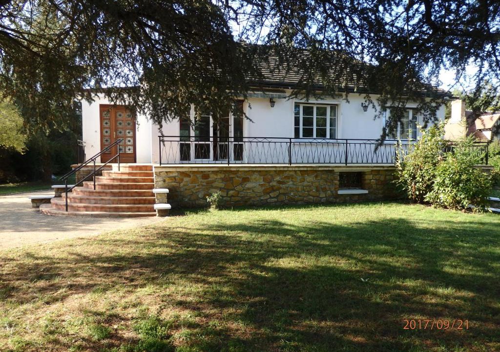 Souesmes House | LA CHENOPE