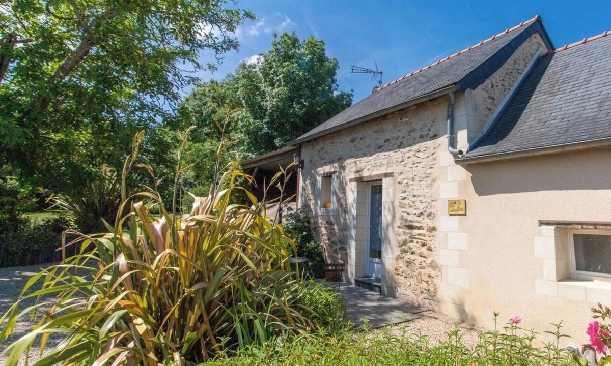 Saint-Augustin-des-Bois Ski Chalet | La Chevalerie cottage