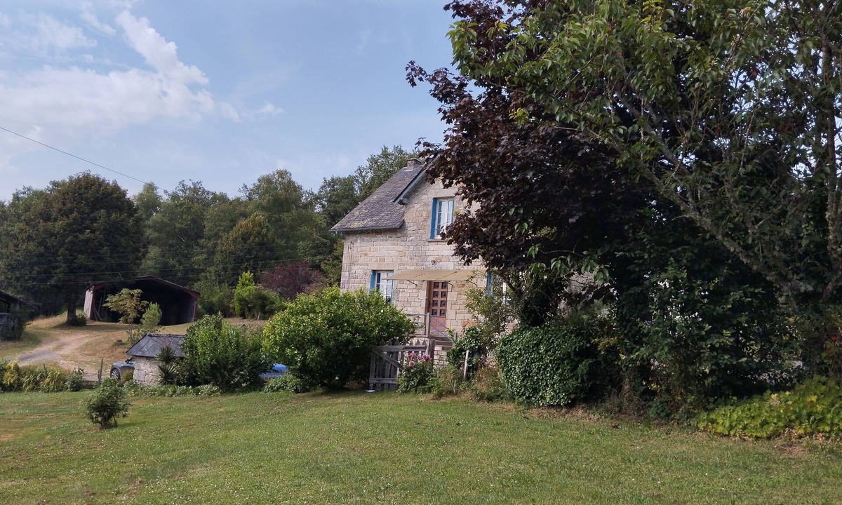 Saint-Martial de Gimel House | La Cireygeade