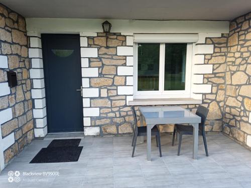 Saint-Come-d'Olt Apartment | La Clematite d'Olt