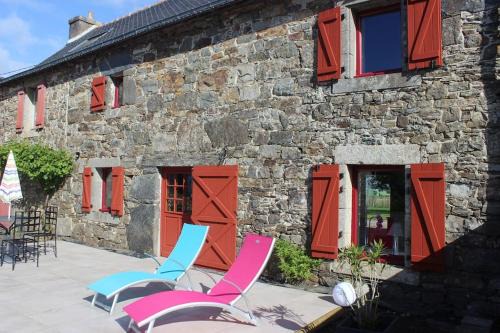 Irvillac House | La Colline Aux Écureuils