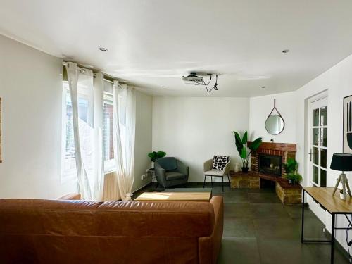 Coteaux Ouest House | La Coloc' Rouen Docks T6 4 Bathrooms Garden