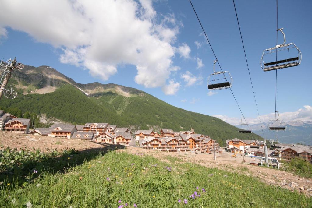 Les Orres Resort | La Combe d'Or