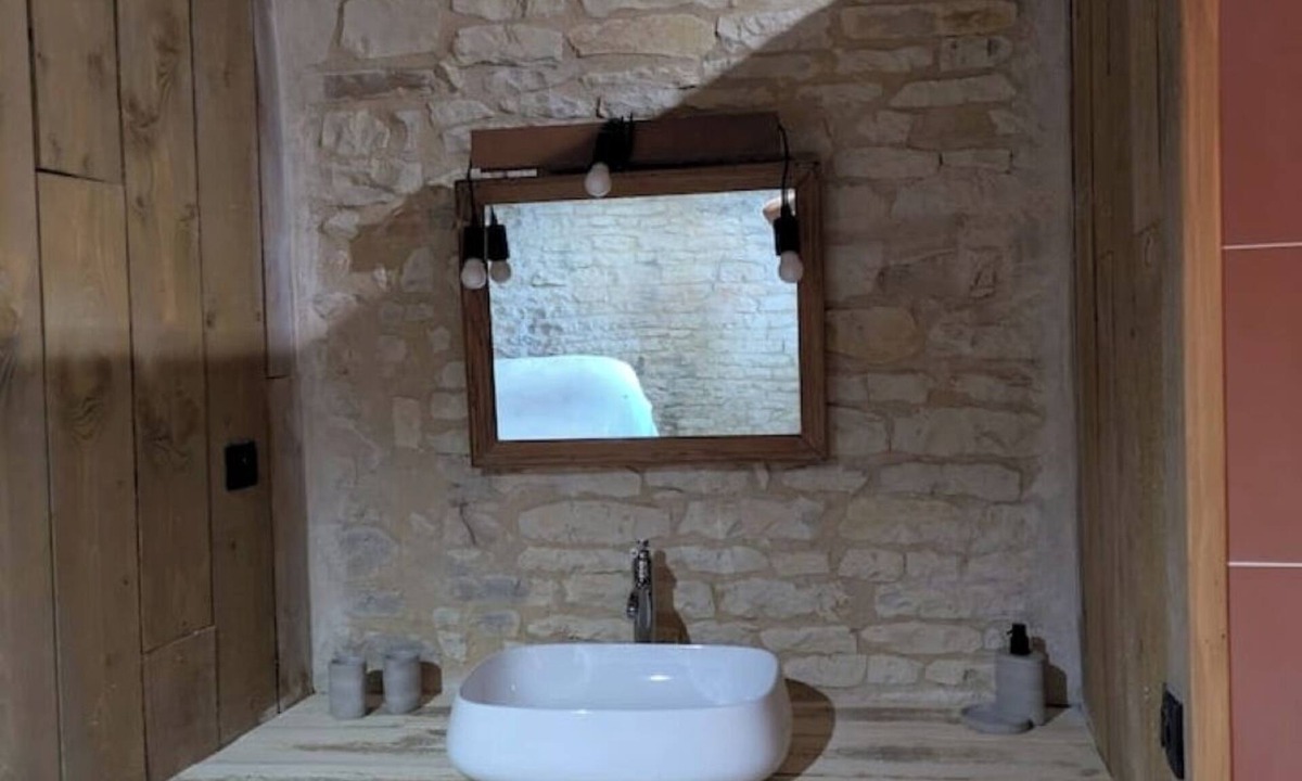 Saint-Hilaire-la-Palud Bed & Breakfast | La Conche - A haven of charm and nature in the heart of the Marais Poitevin